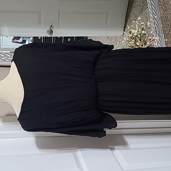 Maxi dress with gold stitching - Picture 4 of 4